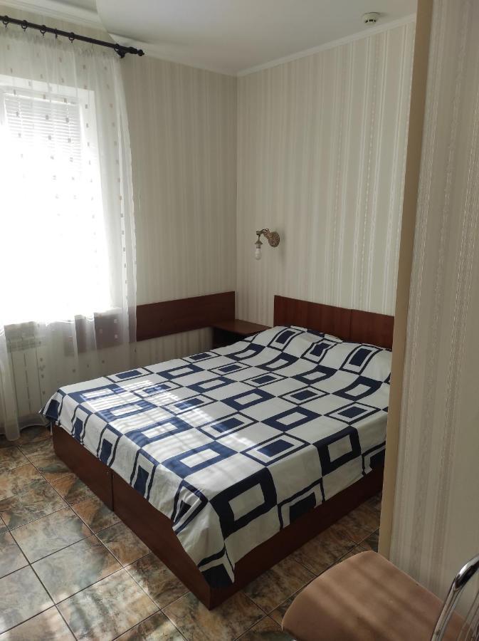 Apart-Otel'"Tsarskoe-Selo" Poltava Exterior foto
